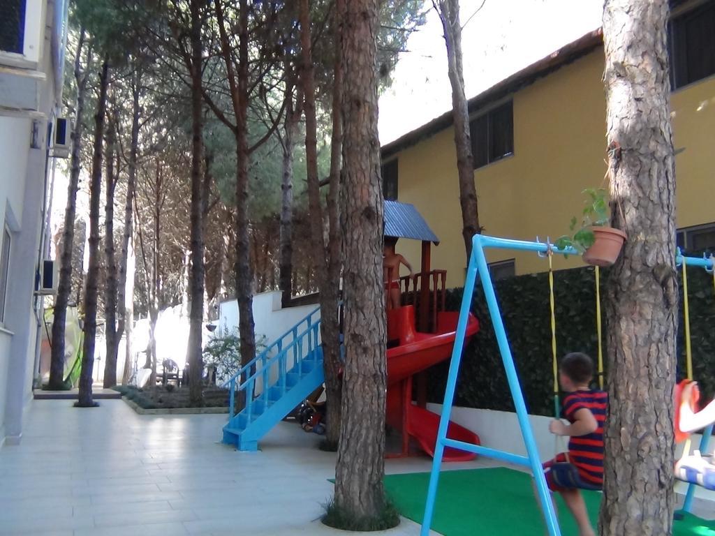 Hotel Princi I Vogel Velipoje Bagian luar foto
